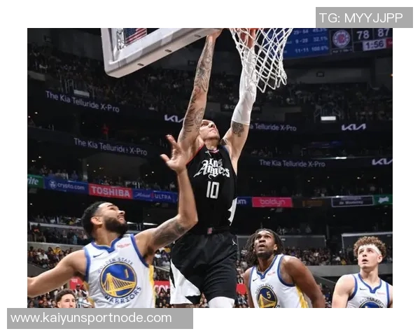 止住颓势的关键时刻托马斯弧顶强投完成31助太阳逆转局势