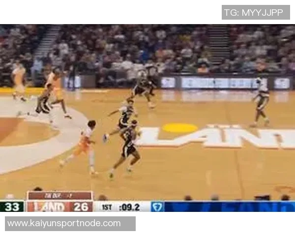 莫布里首节火力全开6投4中狂砍12分并罚球6中4助力球队领先