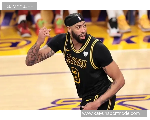 浓眉谈失利感受强调问题可改正展现球队未来希望